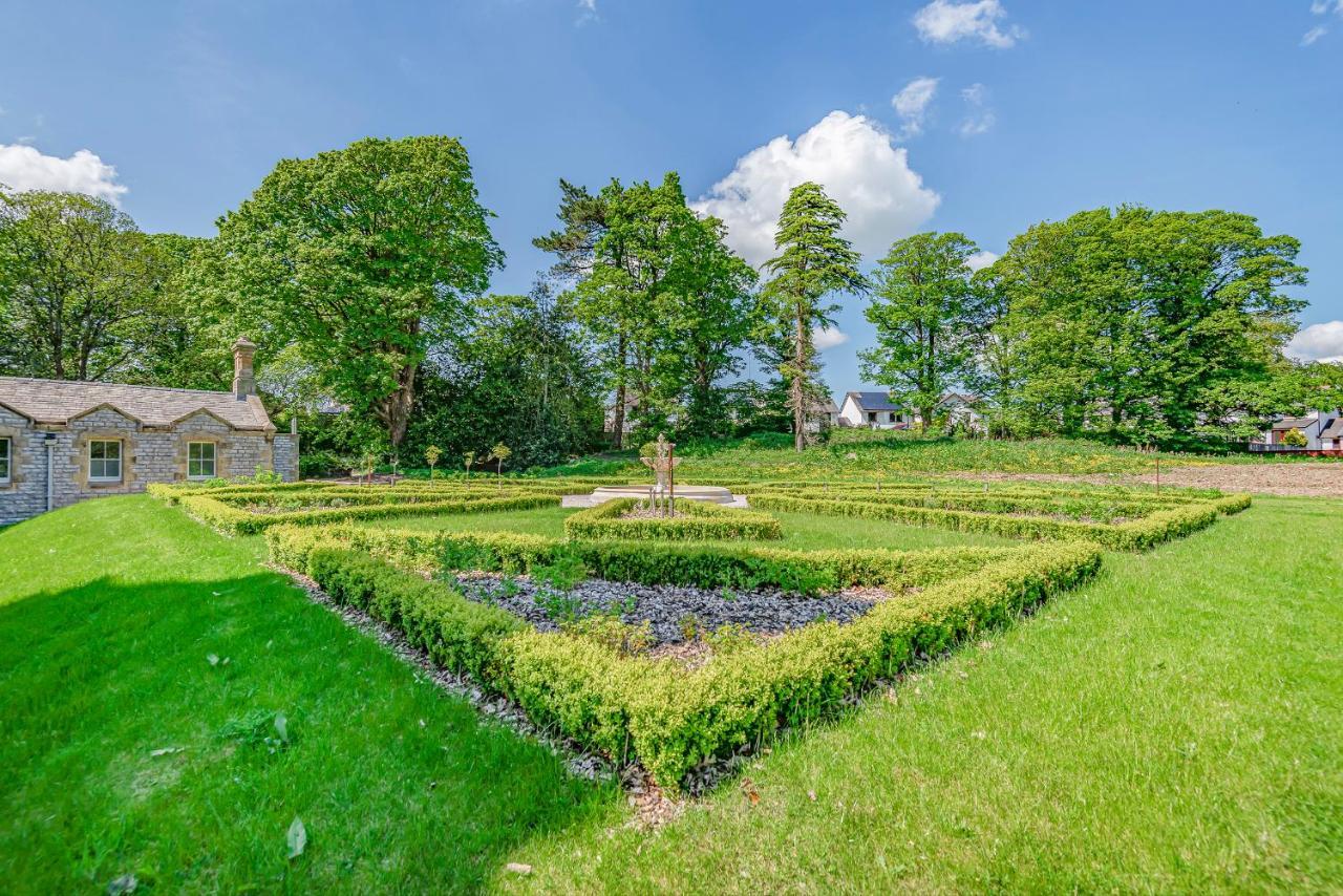 The Alfred Suite Stone Cross Mansion Ulverston Bagian luar foto